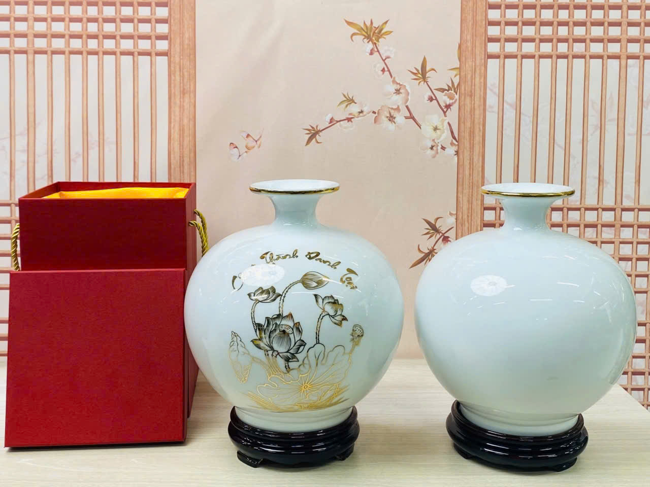 Bình Hút Lộc Vẽ Vàng Nhũ Kim – Tinh Hoa Hội Tụ - Image 14