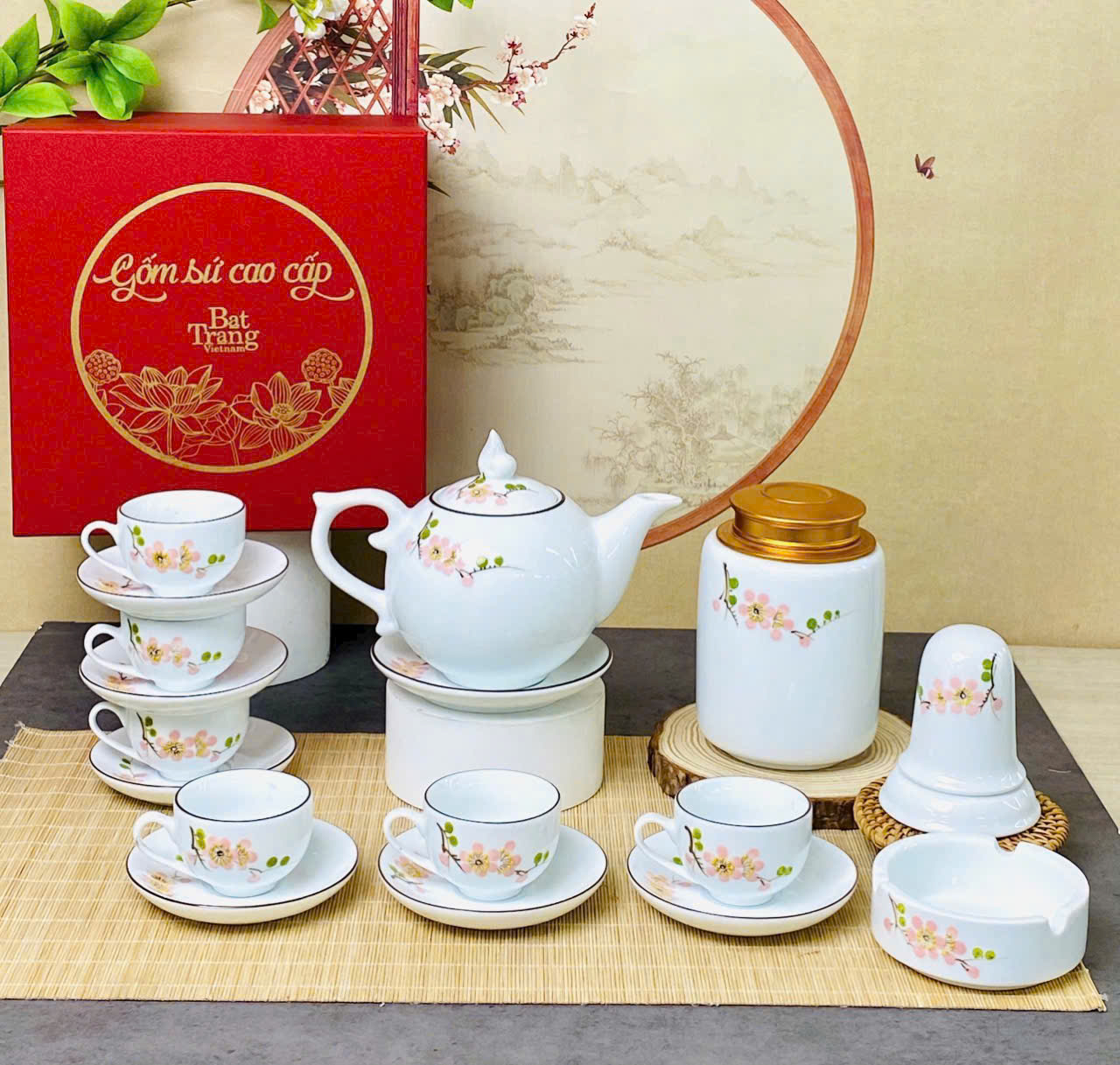 Bộ Ấm Trà Trắng Khử Vẽ Hoa – Thanh Lịch & Sang Trọng Quà Tặng Cho Mọi Dịp - Image 7