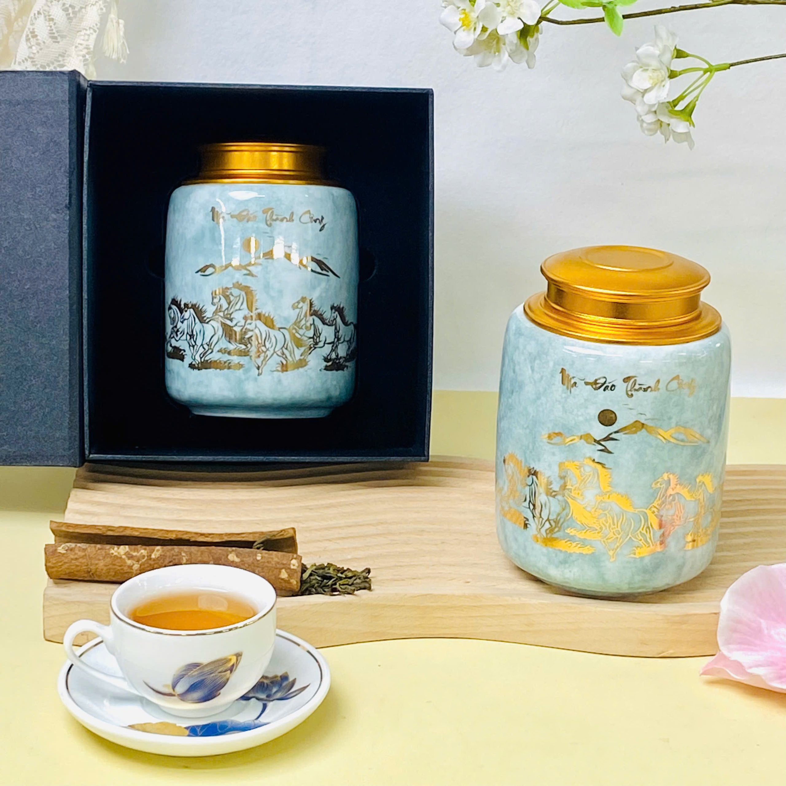 Hũ Trà Quà Tặng Mã Đáo Thành Công Nắp Đồng – Sang Trọng & Ý Nghĩa - Image 8