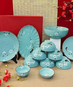 Bộ Chén Bát Ngọc Lục Bảo Vẽ Hoa Mận - Quà Tặng Sang Trọng Thân Tình