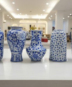 Bình Gốm Sứ Men Lam: Nét Thanh Lịch Cổ Điển Từ Bát Tràng