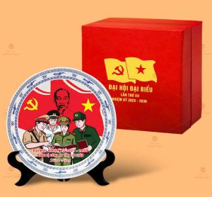 ĐĨA GỐM BIỂU TRƯNG