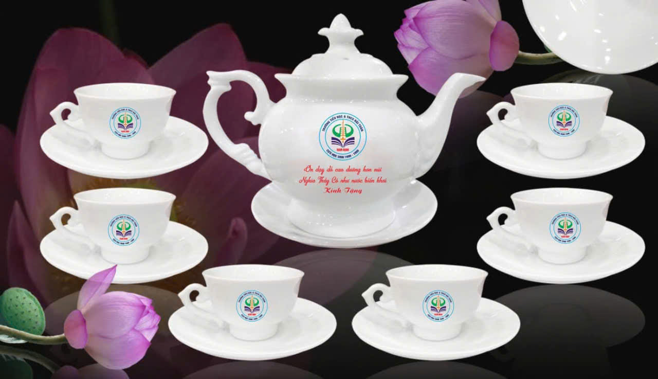 Bộ ấm tà in logo theo yêu cấu quà tặng đại hội- gốm sứ Fulo