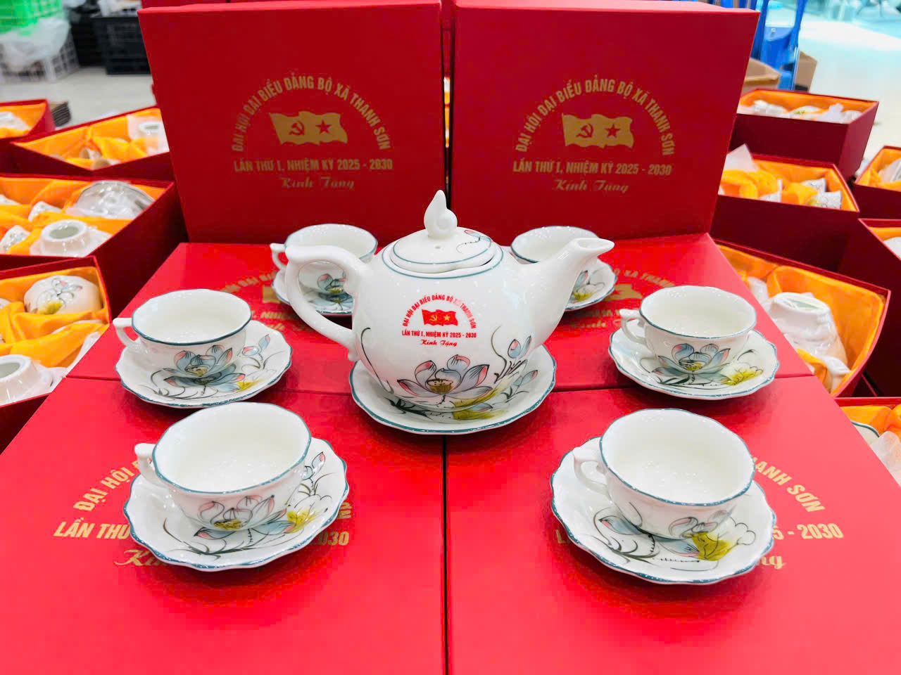 Bộ ấm trà in logo quà tặng gốm sứ fulo
