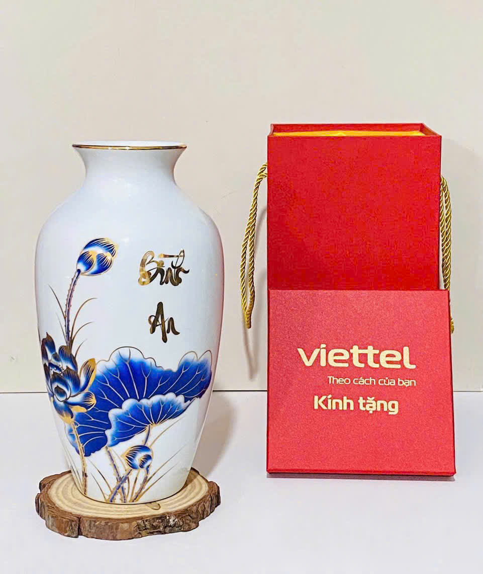 Bình hoa quà tăng đại hội, hội nghị, kỷ niệm
